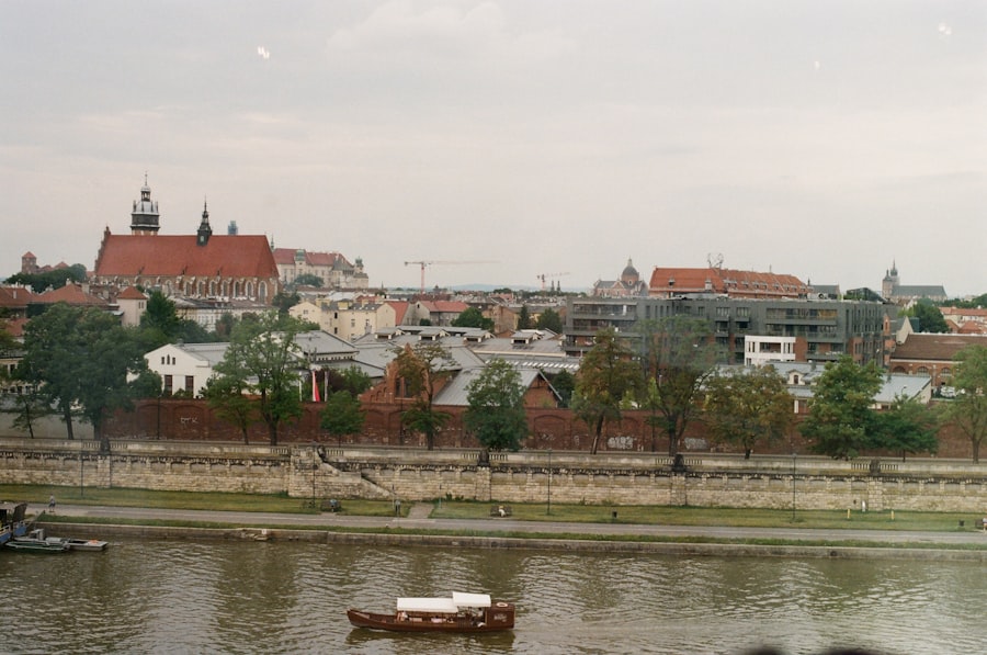 krakow tallinn flights